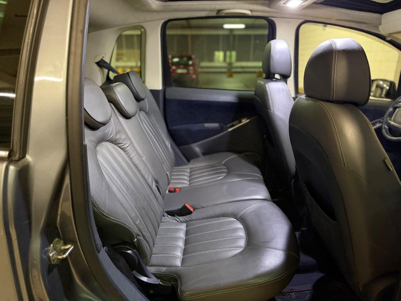 Lancia MUSA 1.4 16V Poltrona Frau