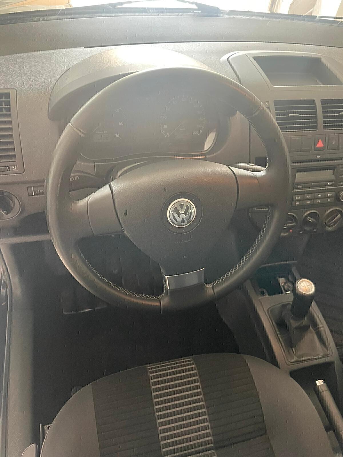 VOLKSWAGEN POLO 1.2 60 CV 5 PORTE UNITED