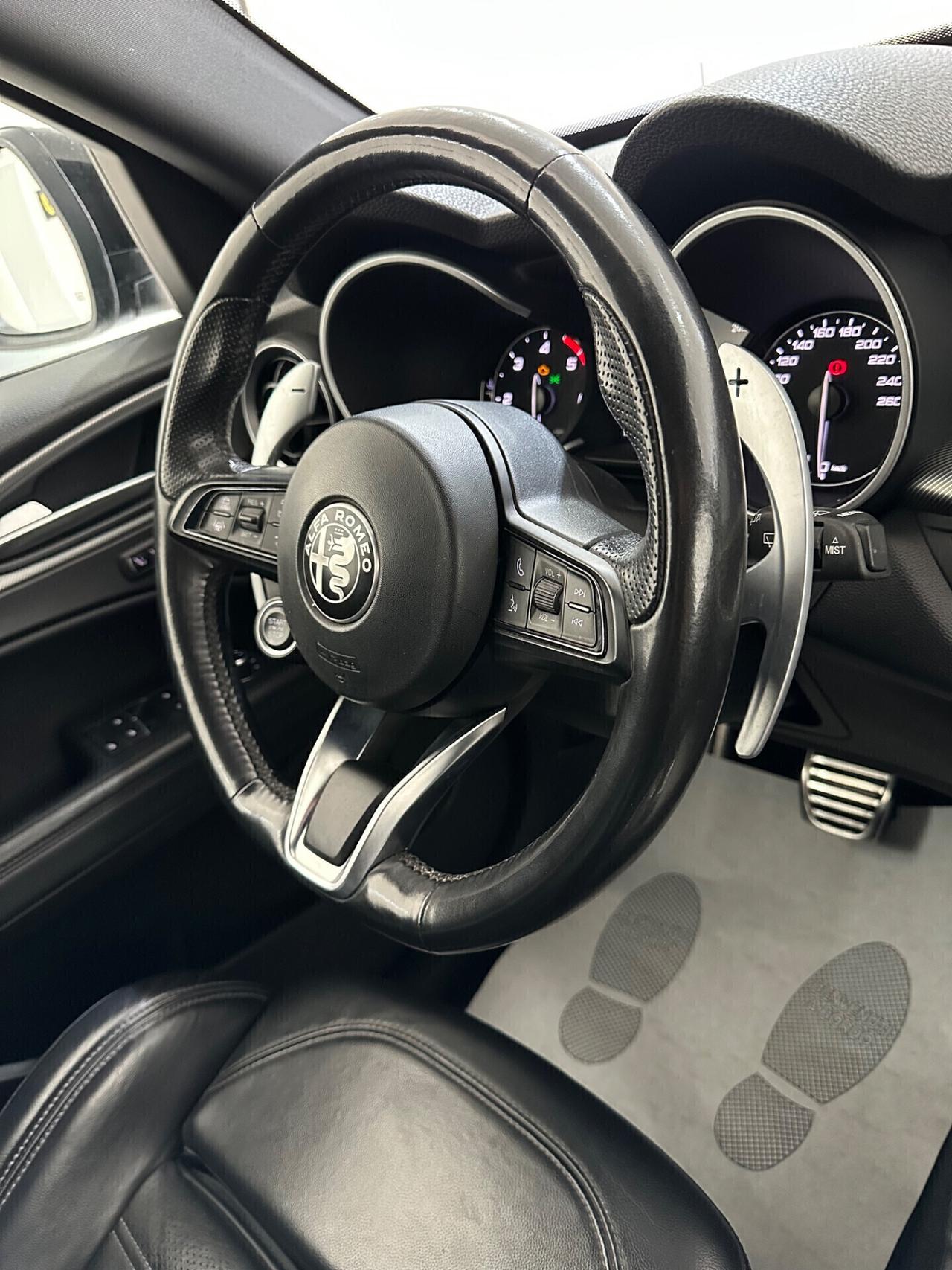ALFA ROMEO STELVIO VELOCE Q4 NERO VULCANO UNICO PROPRIETARIO