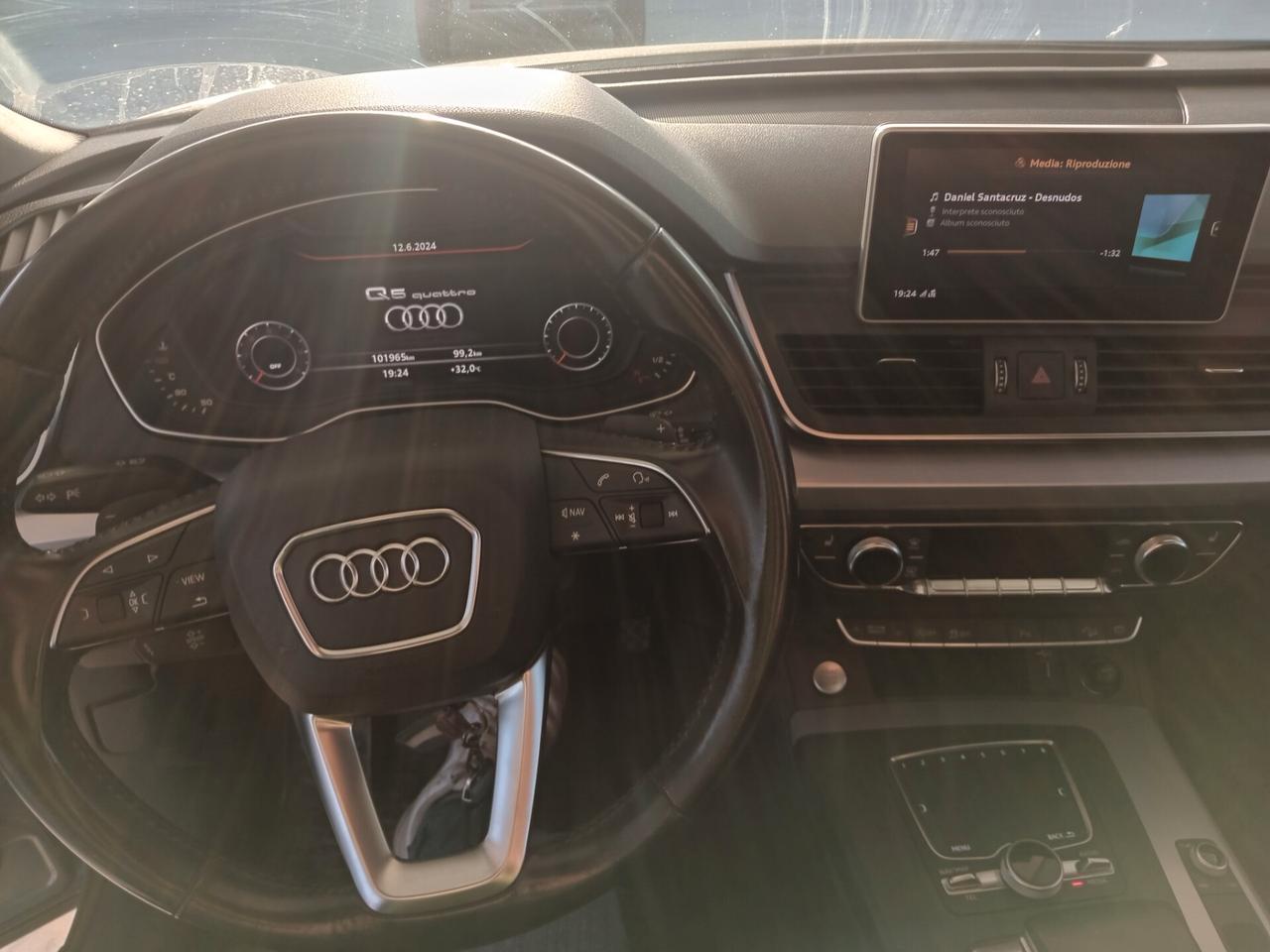 AUDI Q5 S.LINE CON TETTO APRIBIL. DISEL 2.O C.V 190 PERFETTA