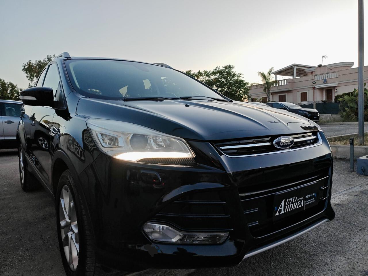 Ford Kuga 2.0 TDCI 163CV Navig cruise led 2013