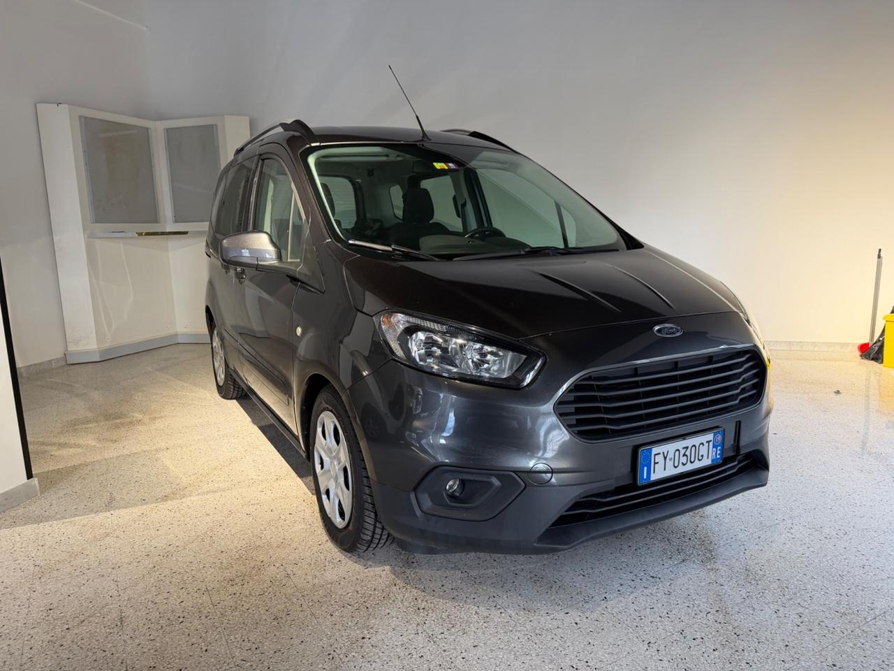 Ford Transit Courier 1.5 TDCi 75CV Van Trend