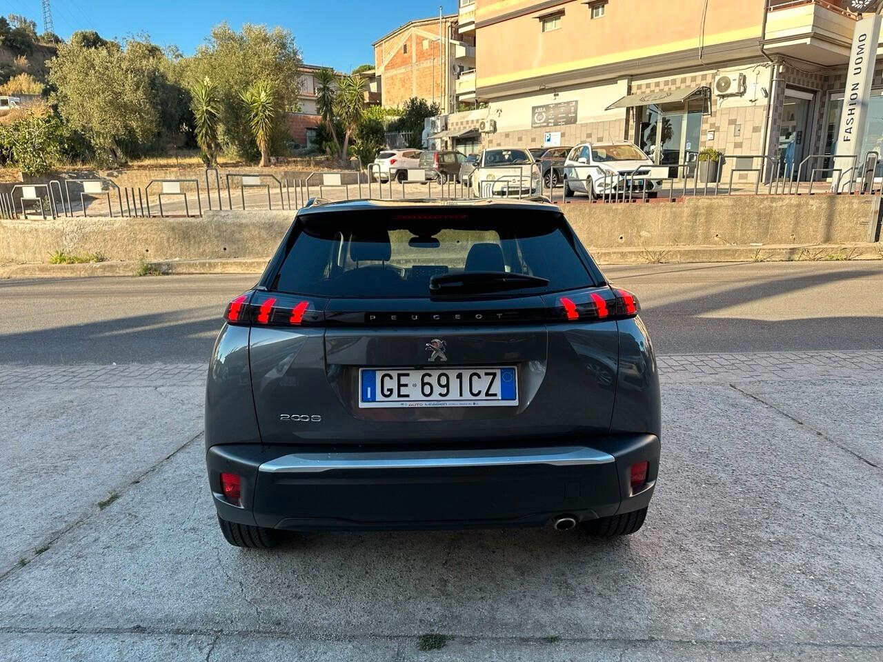 Peugeot 2008 BlueHDi 130 S&S EAT8 Allure