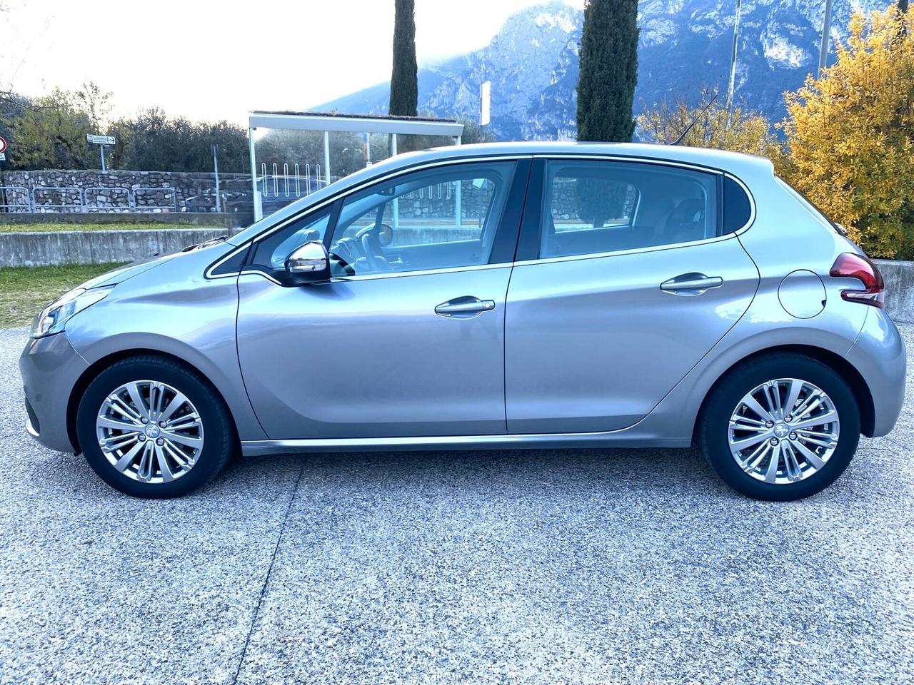Peugeot 208 PureTech 82 Stop&Start 5 porte Allure >PERFETTA !!!