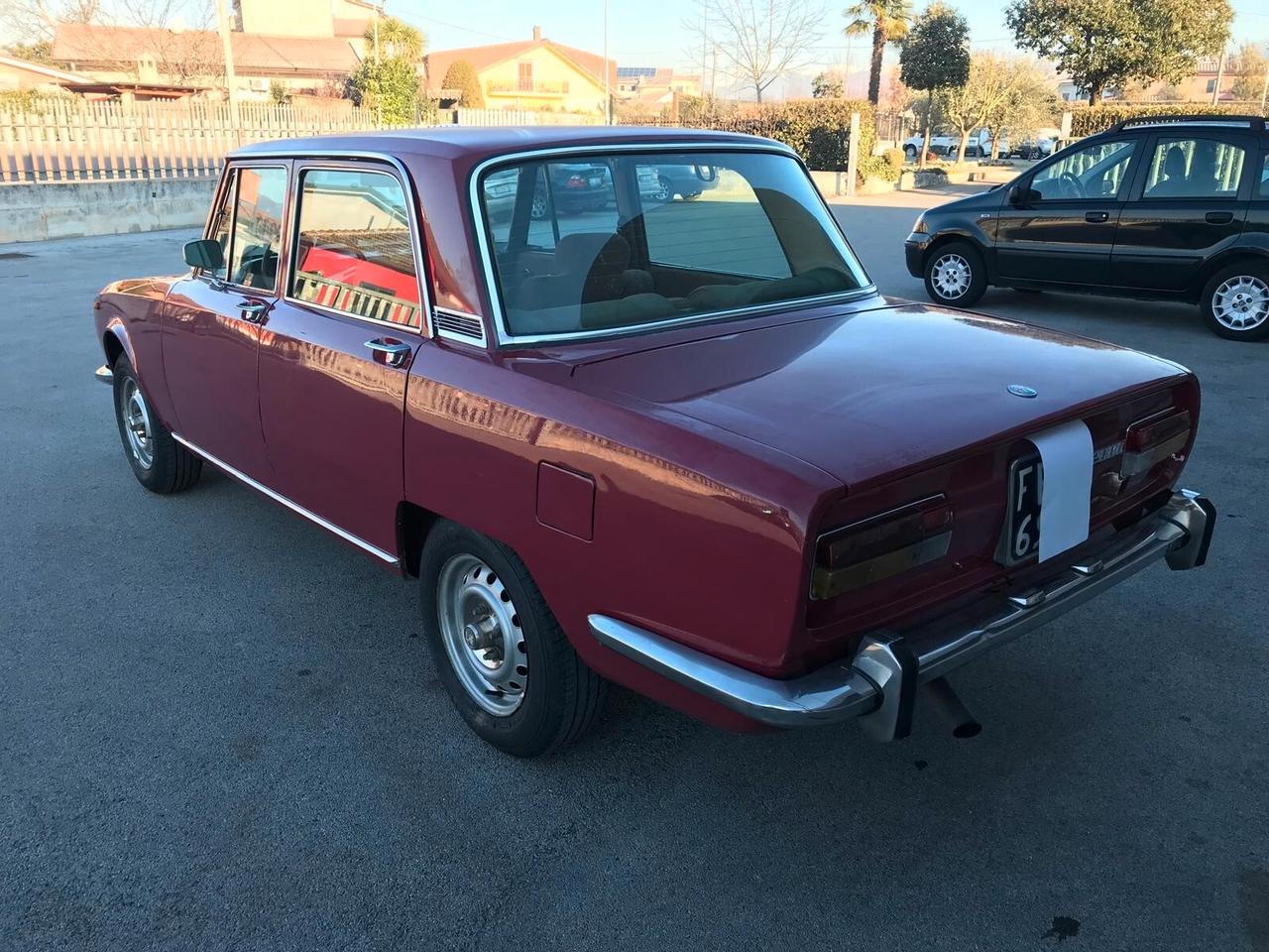 alfa romeo 2000 del 72 con targa originale