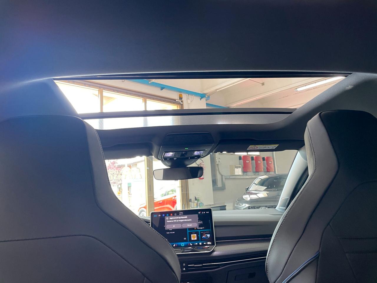 Volkswagen Golf 2.0 TDI 150 CV DSG R-Line Km0 Tetto aprib.