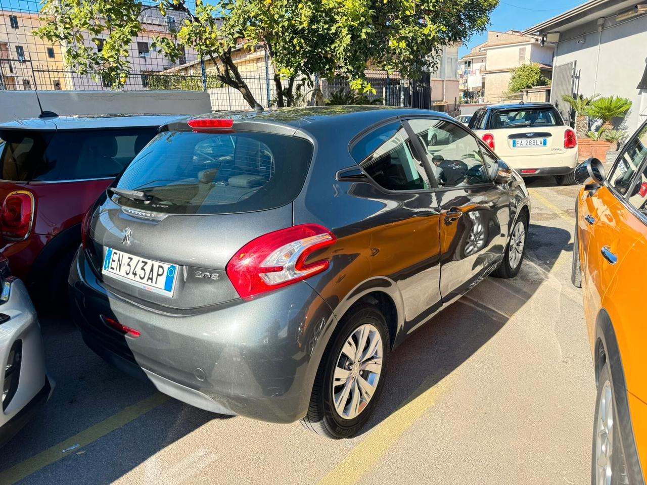 Peugeot 208 1.2 VTi 82 CV 3 porte Allure