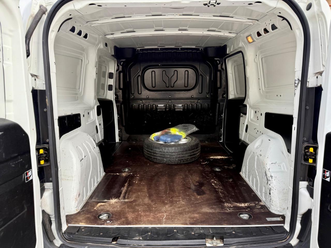 Opel Combo 1.4 Turbo EcoM Van Ok NEOPATENTATI