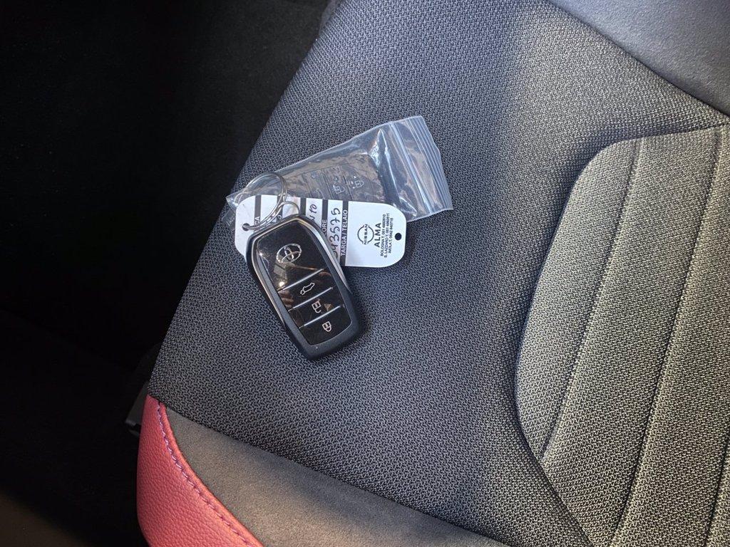 TOYOTA C-HR 2.0 phev Lounge Hero fwd e-cvt del 2025