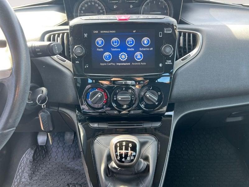 Lancia Ypsilon 3ª serie 1.0 FireFly 5 porte S&S Hybrid Ecochic Gold