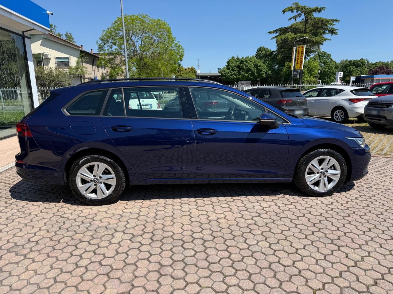 Golf Variant 2.0 TDI SCR DSG Life OK NEOPATENTATI