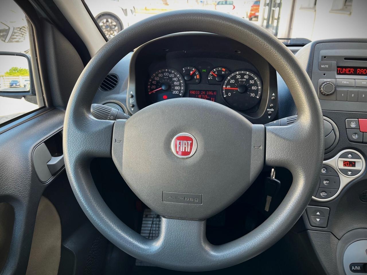 Fiat Panda 1.2 Emotion Dualogic