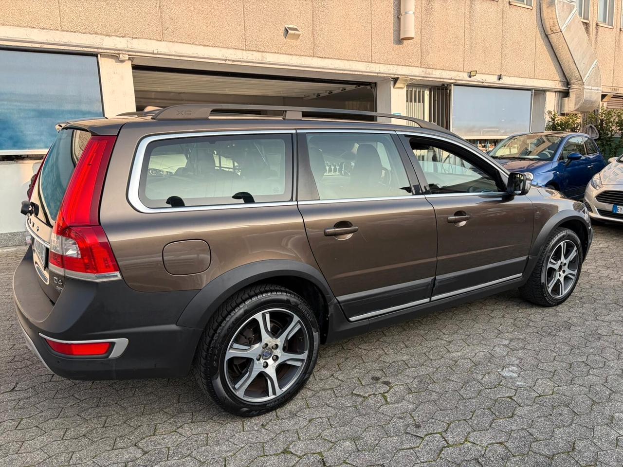 Volvo XC 70 D4 AWD Geartronic Business*EURO5B*FULL