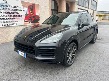 PORSCHE Cayenne 3.0 V6 TETTO CERCHI 22 CAMERA FULL FULL