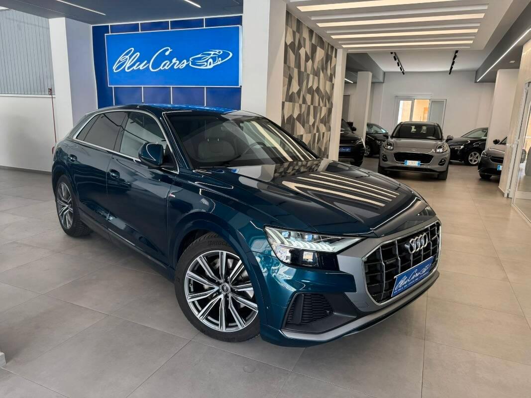 Audi Q8 50 3.0 tdi mhev quattro tiptronic