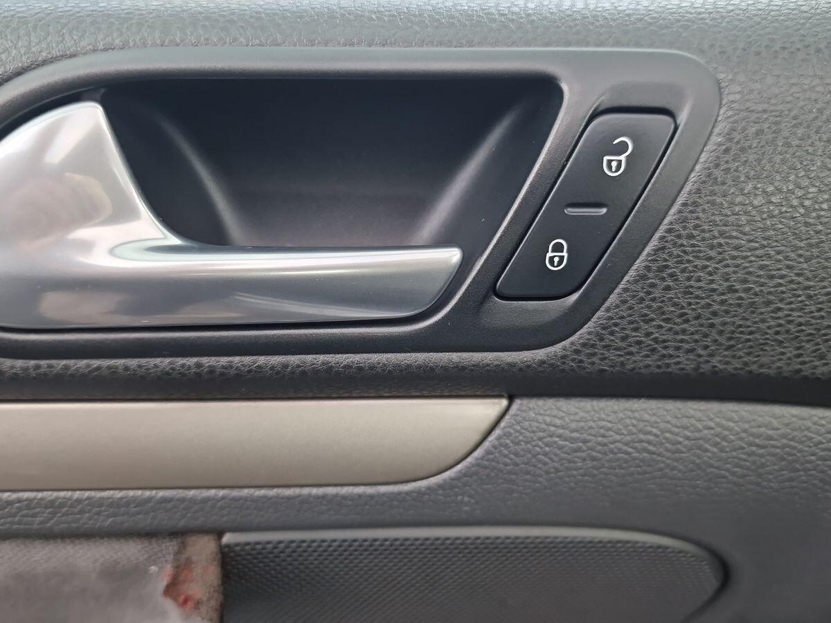 VOLKSWAGEN GOLF 1.9 COMFORTLINE