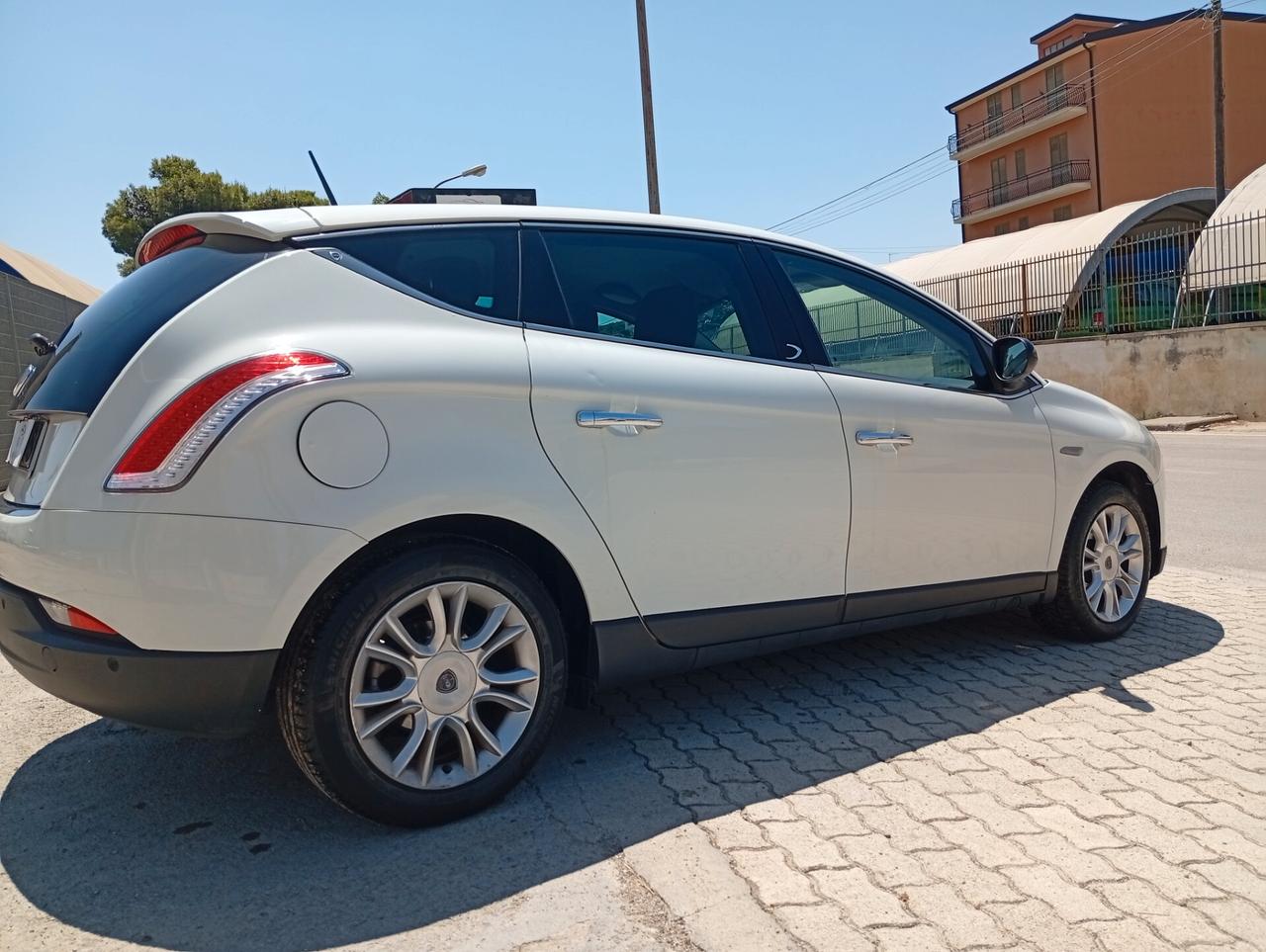 Lancia Delta 1.6 MJT 120 cv