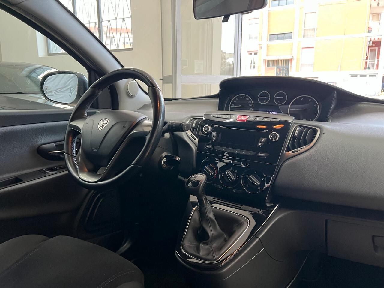 Lancia Ypsilon 1.3 MJT 16V 95 CV 5 porte S&S Platinum