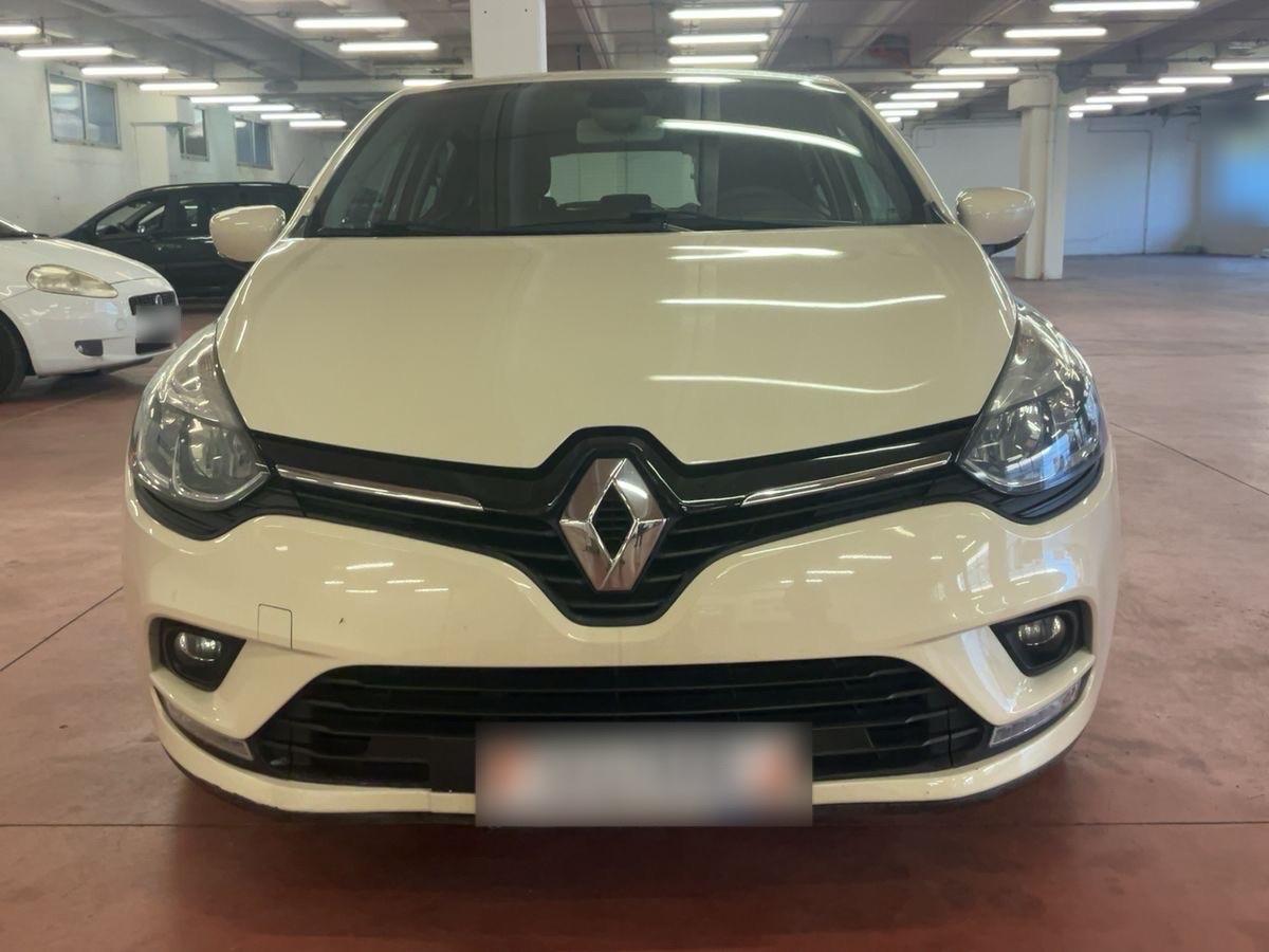 Renault Clio dCi 8V 90CV Start&Stop 82gr 5 porte OK NEOPATENTATI