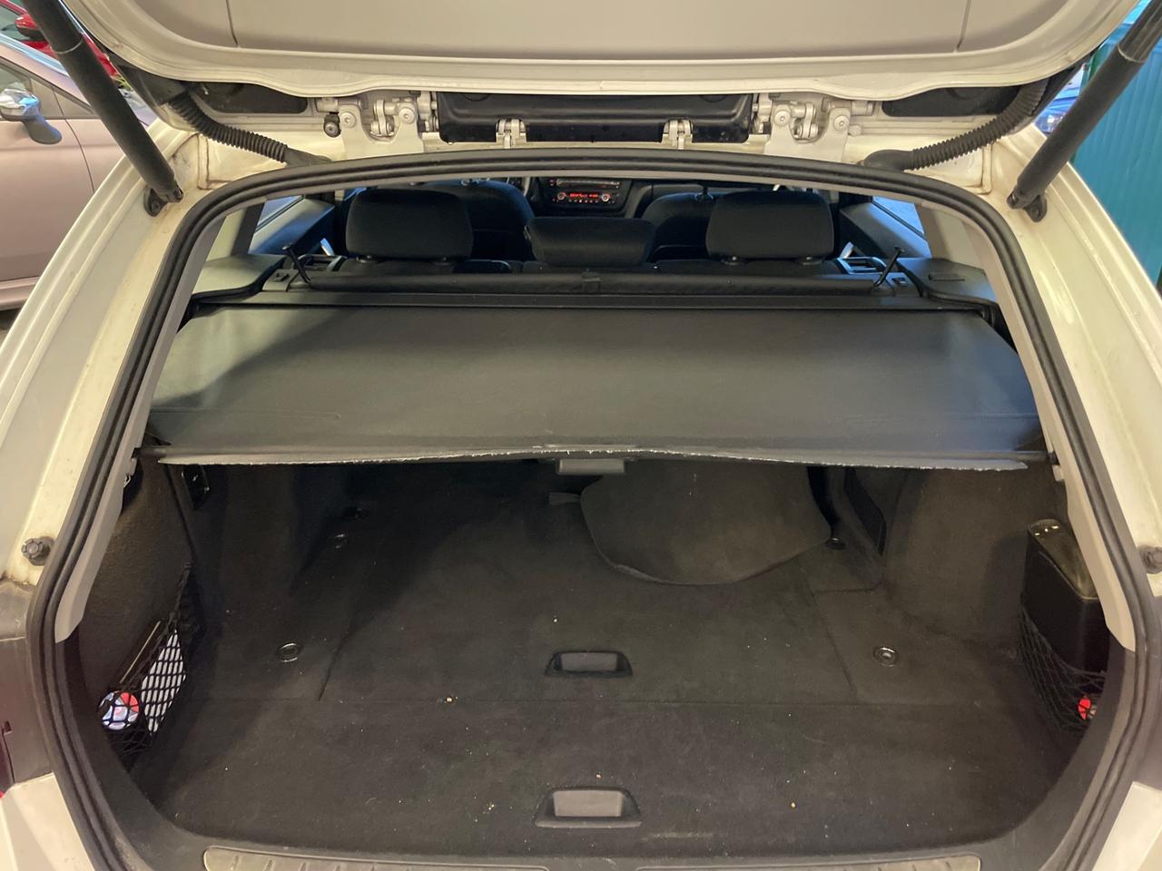 Bmw 320 320d cat Touring Attiva