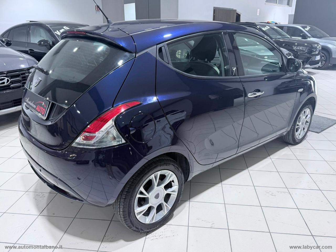 LANCIA Ypsilon 1.2 69 CV 5p. Gold