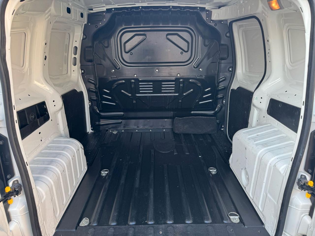 Fiat Fiorino 1.3 MJT 95CV Cargo