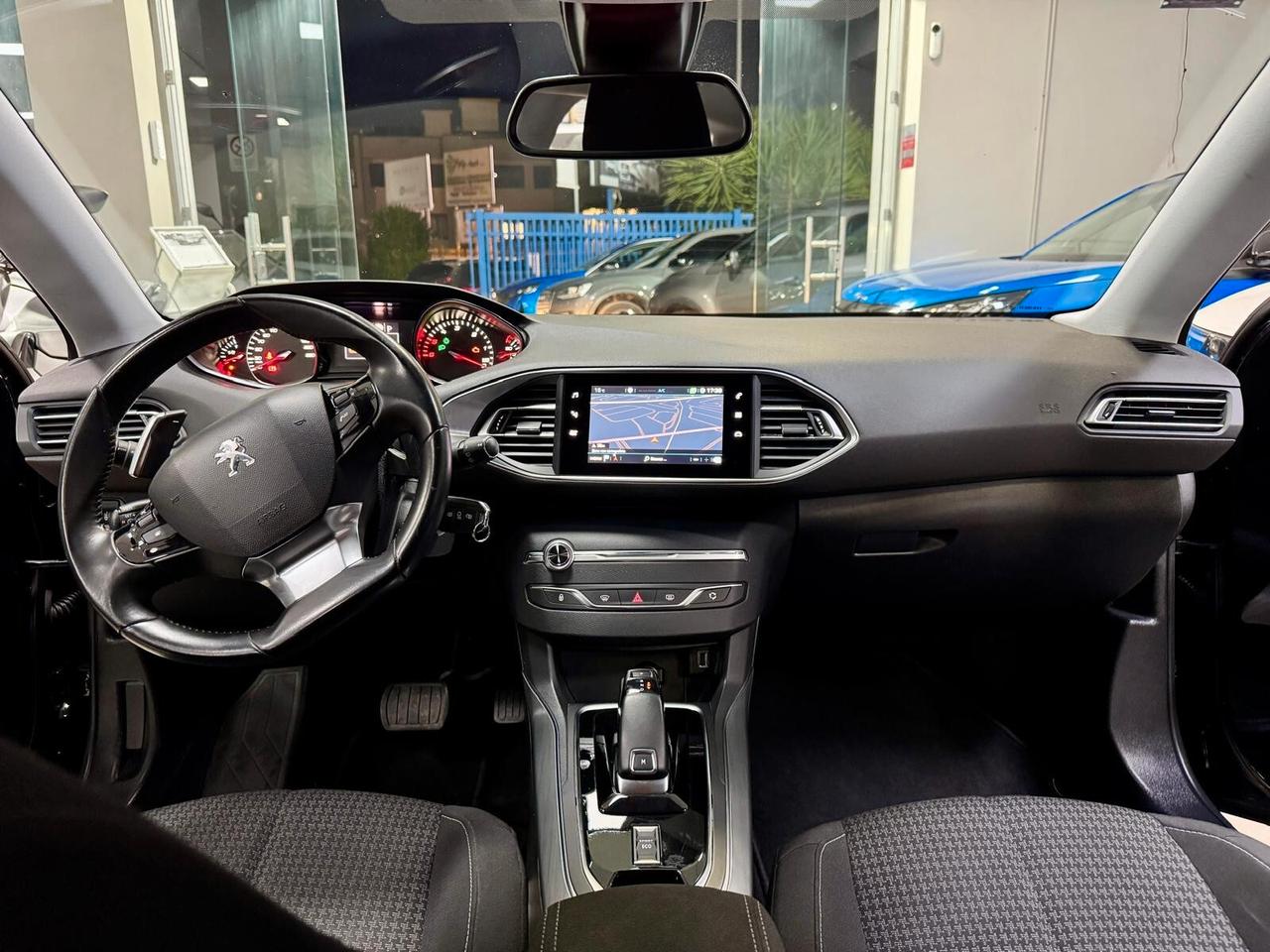 Peugeot 308 1.5 BlueHDi 130cv EAT8 Business 2021