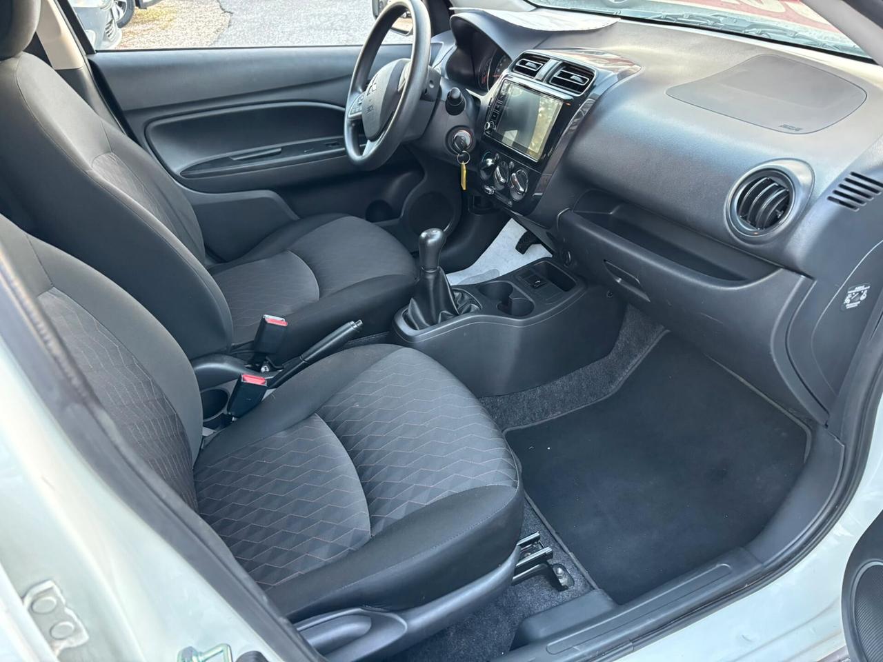 Mitsubishi Space Star 1.2 Intense SDA
