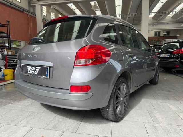 RENAULT Clio 1.2 16V SporTour Dynamique