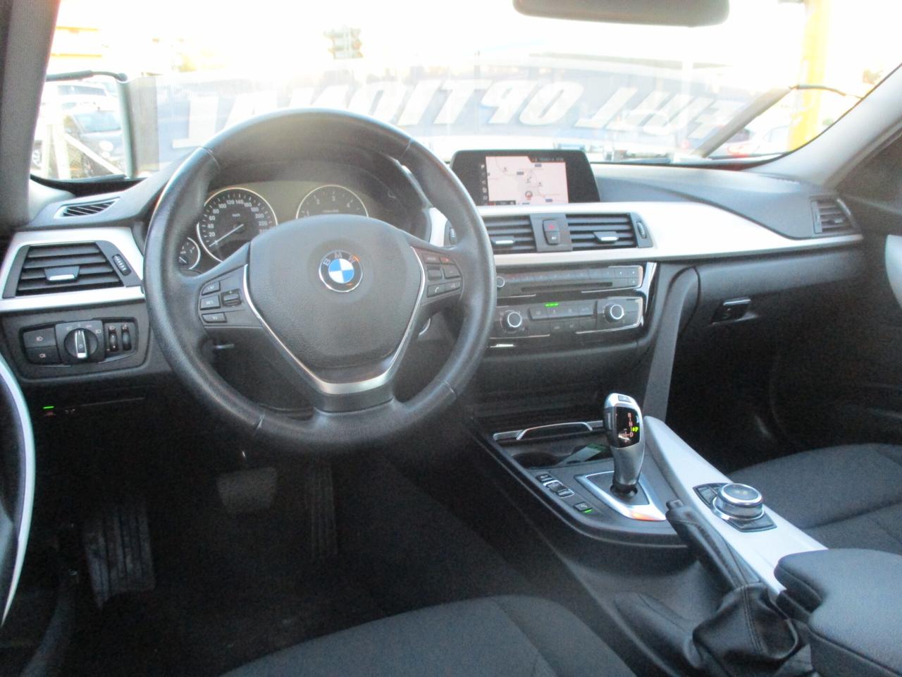 Bmw 318 318d Touring Business Advantage aut.