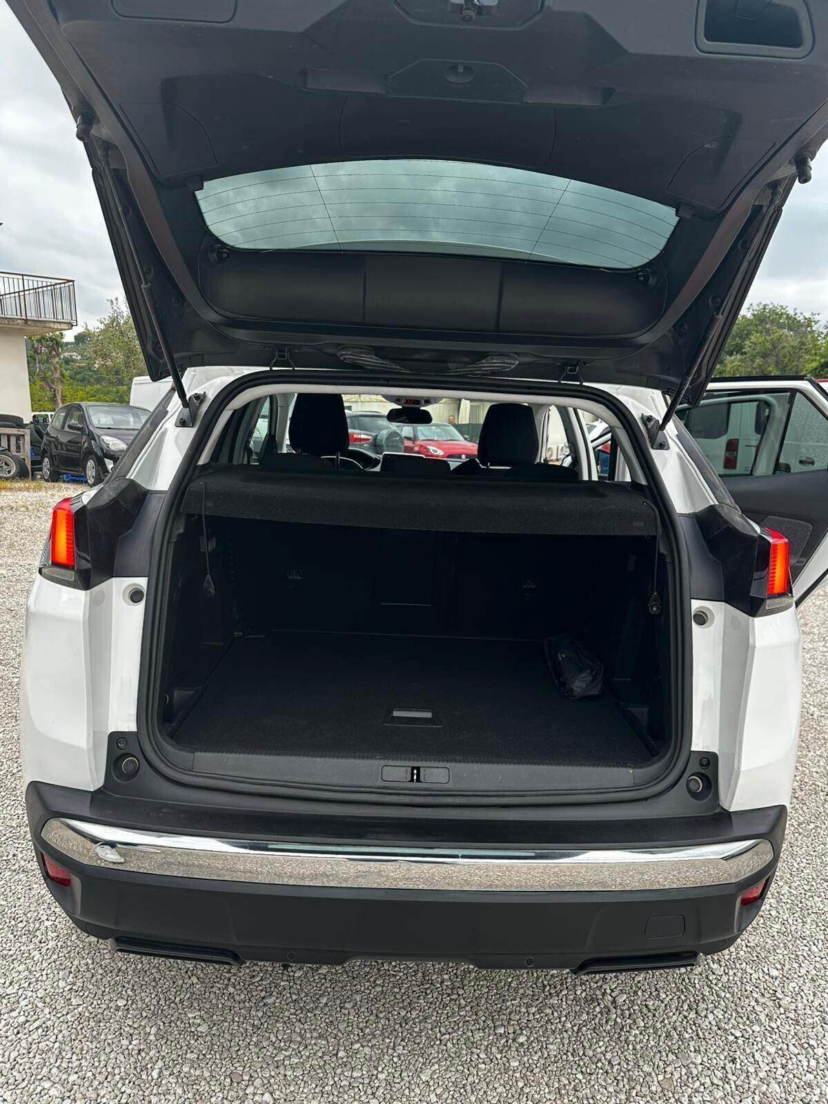 Peugeot 3008 BlueHDi 130 S&S Allure