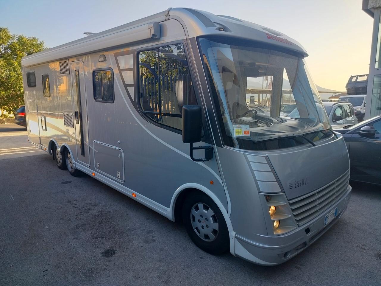 Dethleffs ESPRIT 6 POSTI LETTO E 6 VIAGGIO