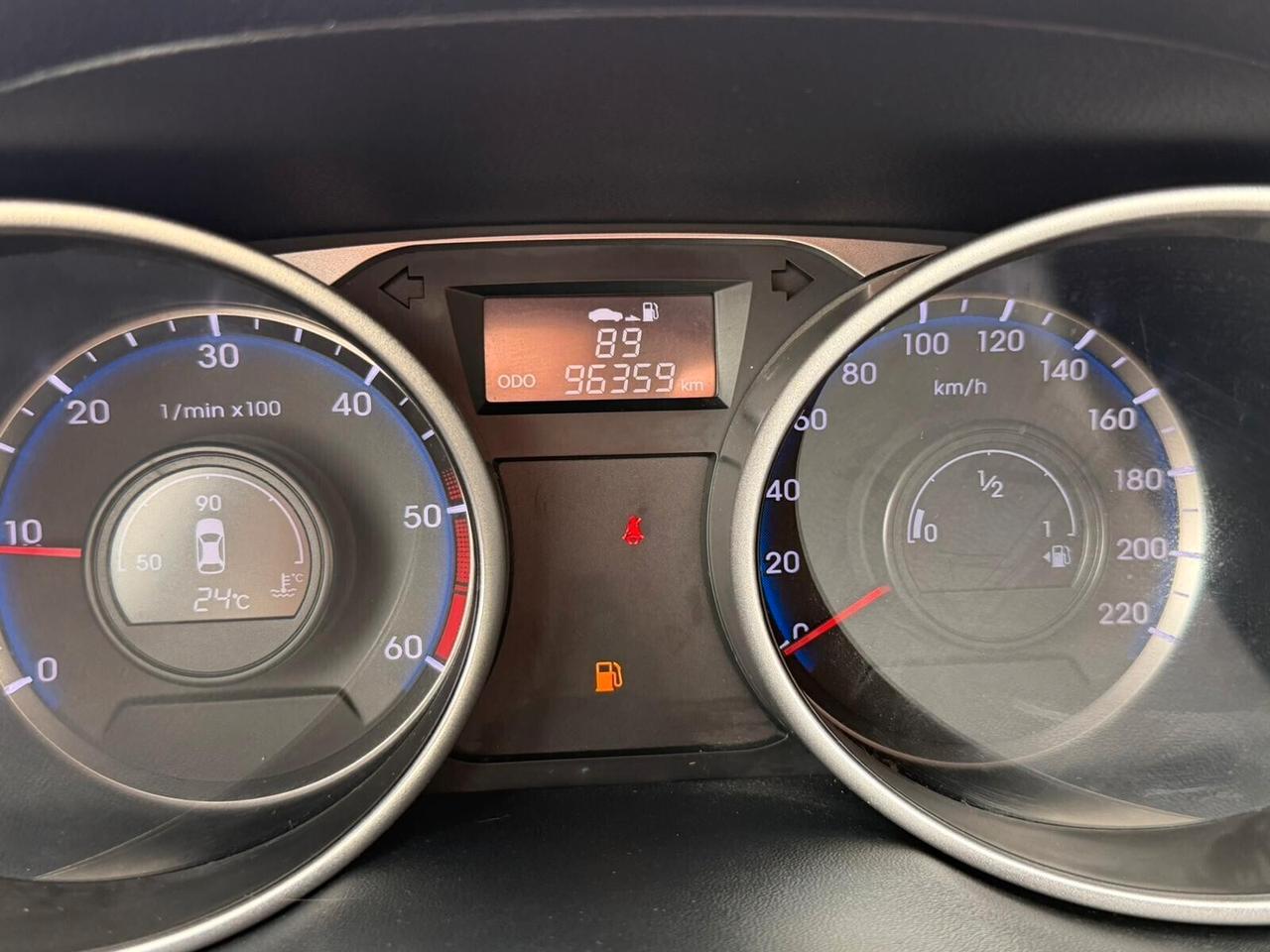 Hyundai iX35 1.7 CRDi 2WD Xpossible