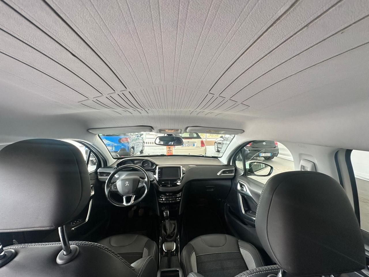 Peugeot 2008 BlueHDi 100 Allure 2016
