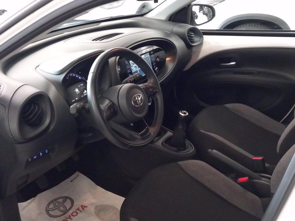 TOYOTA Aygo x 1.0 active 72cv del 2022