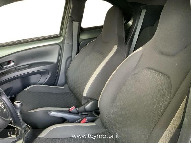 Toyota Aygo X 1.0 VVT-i 72 CV 5 porte Trend