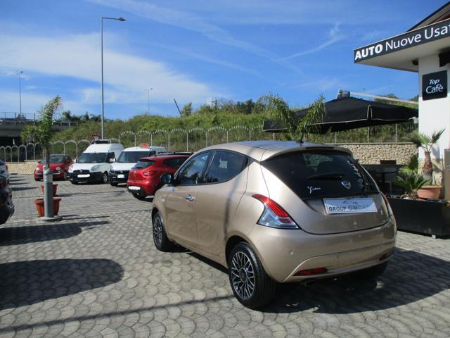 LANCIA Ypsilon 1.0 FireFly 5 porte S&S Hybrid Ecochic Gold
