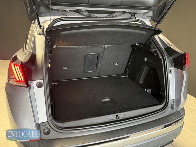 PEUGEOT 3008 BlueHDi 130 S&S EAT8 Allure