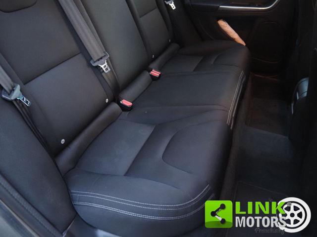 VOLVO V60 D2 Geartronic Kinetic