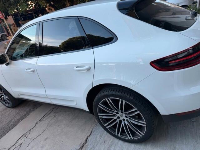 Porsche Macan 2.0