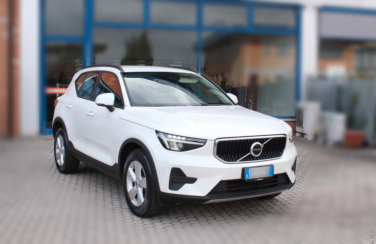 Volvo XC40 T2 automatico Essential