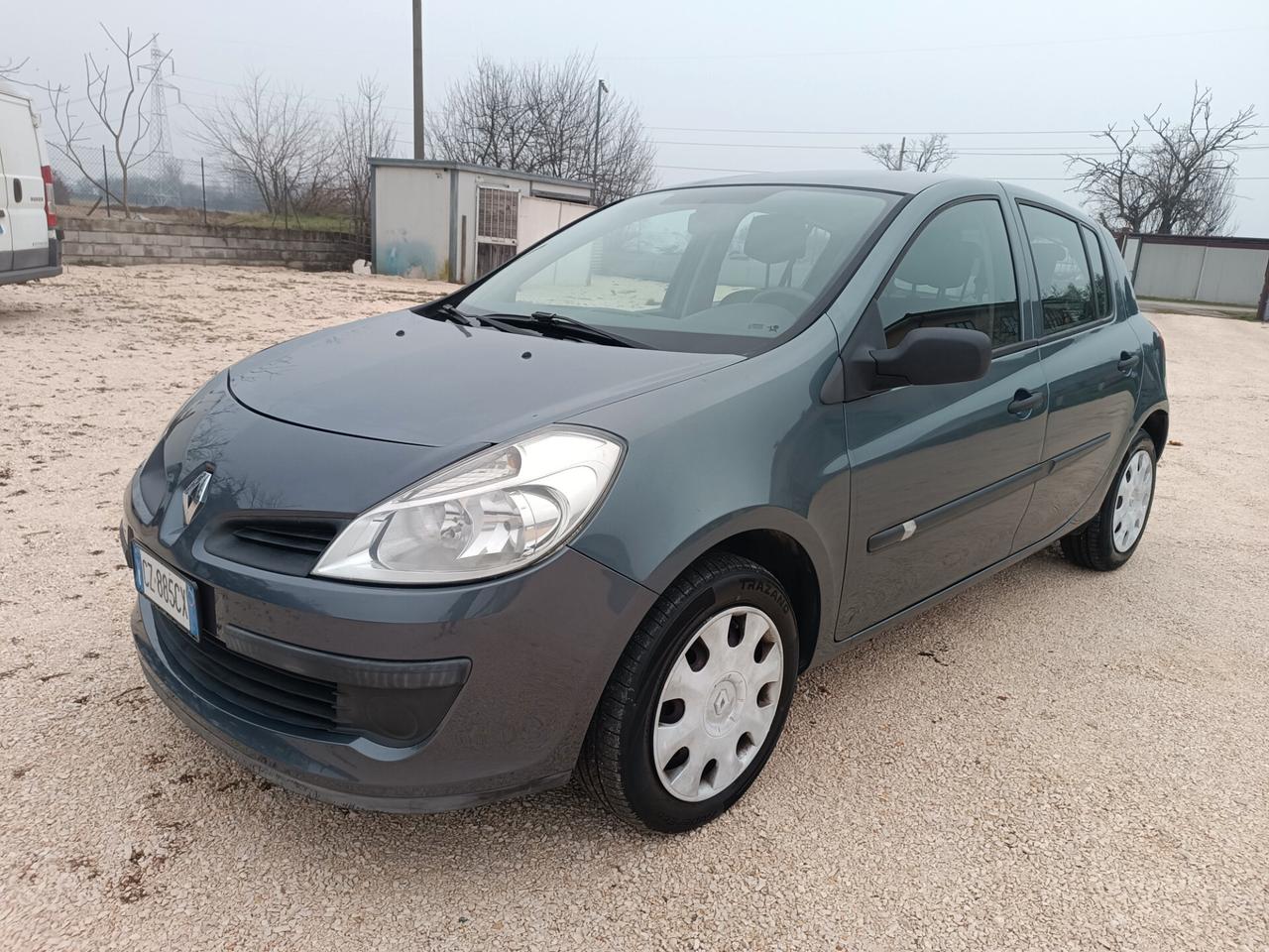 Renault Clio 1.2 16V garanzia