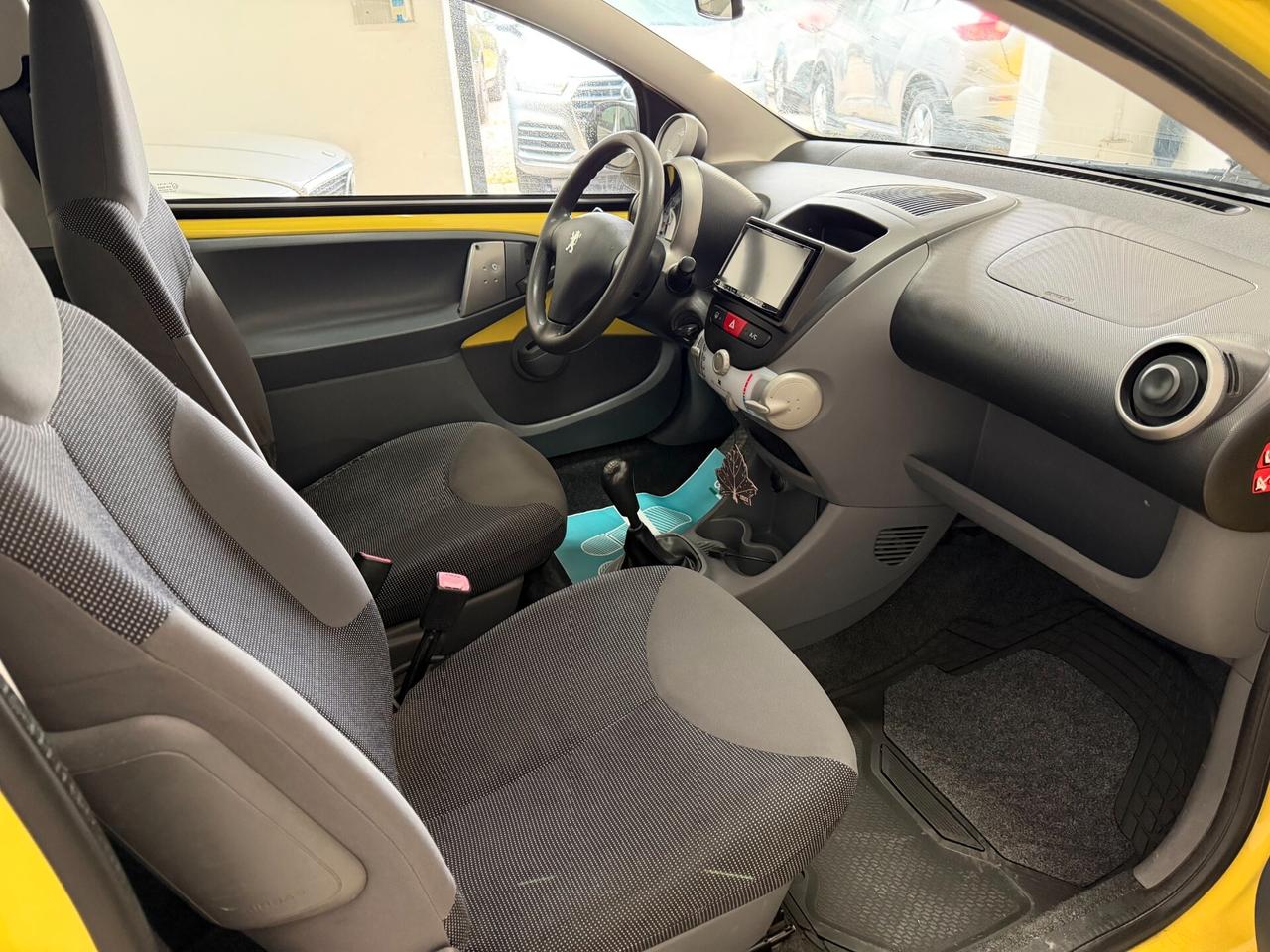 Peugeot 107 2009 1.0 68CV 3p. Plaisir OK NEOPATENTATI