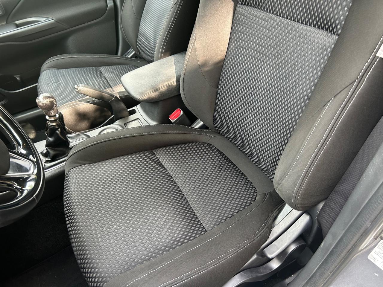 Mitsubishi Outlander 2.2 DI-D 4WD Instyle 7p.