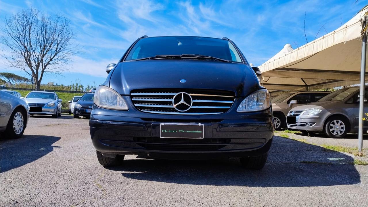 Mercedes-benz Viano 2.2 CDI 8 POSTI