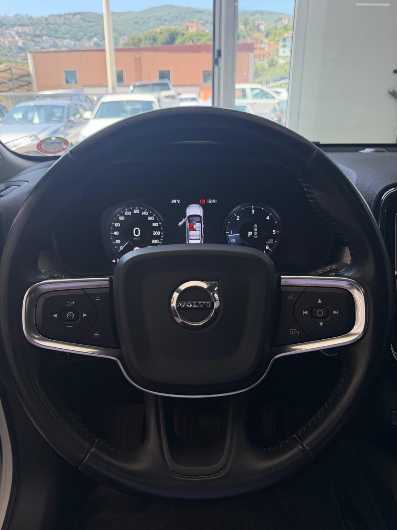 Volvo XC40 R-design FINANZIABILE