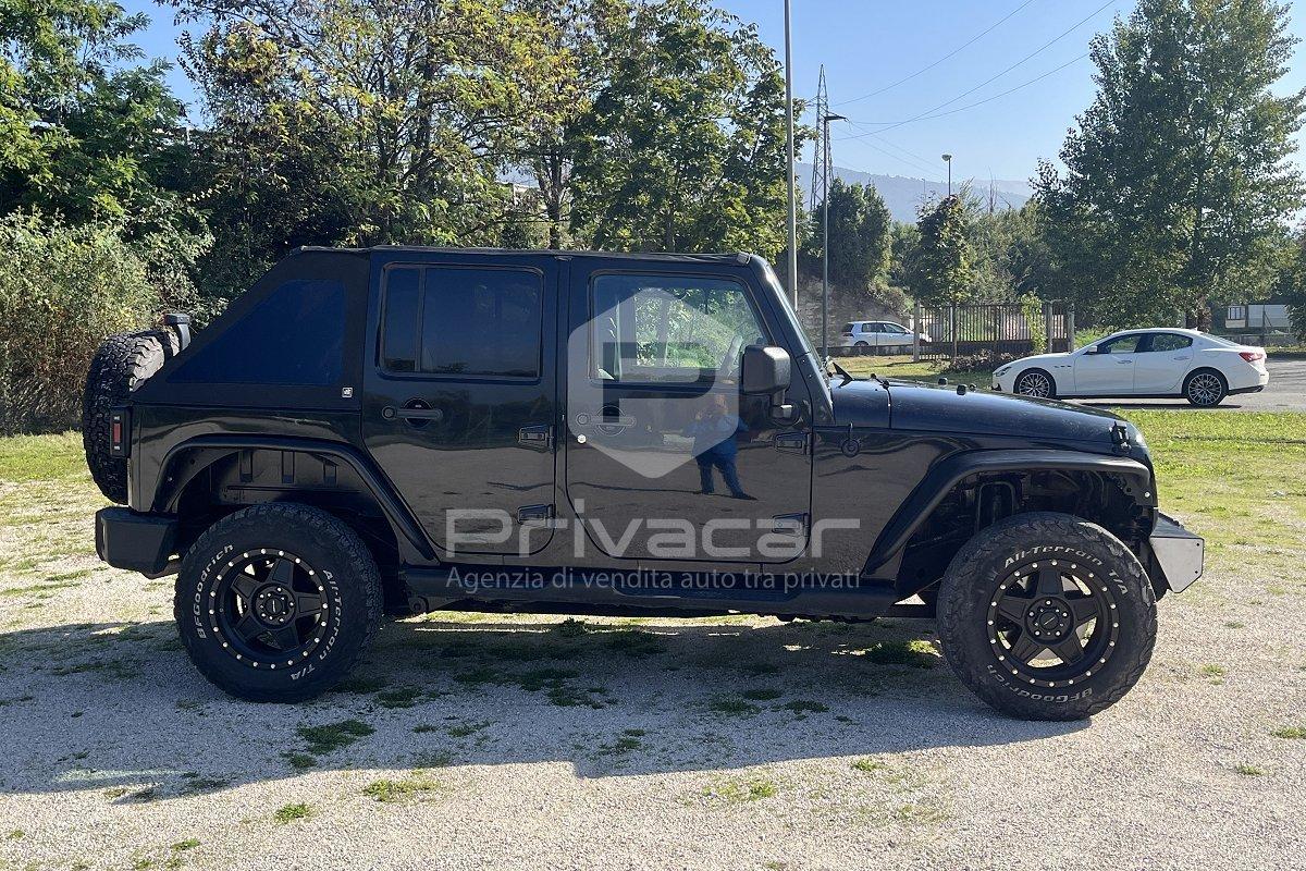 JEEP Wrangler Unlimited 2.8 CRD DPF Sahara Auto