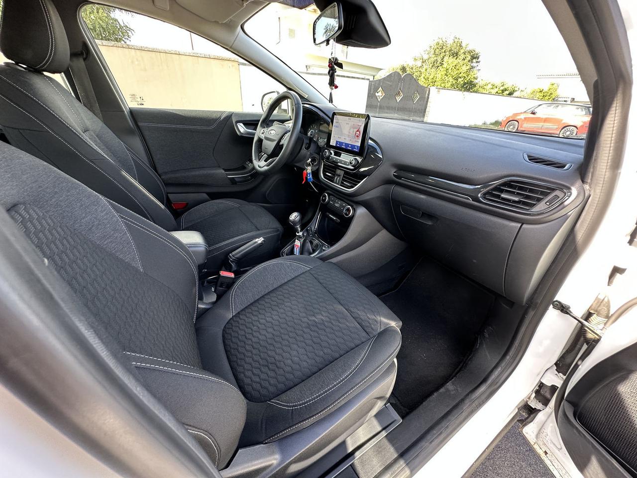 Ford Puma 1.0 Ecoboost mHEV Titanium
