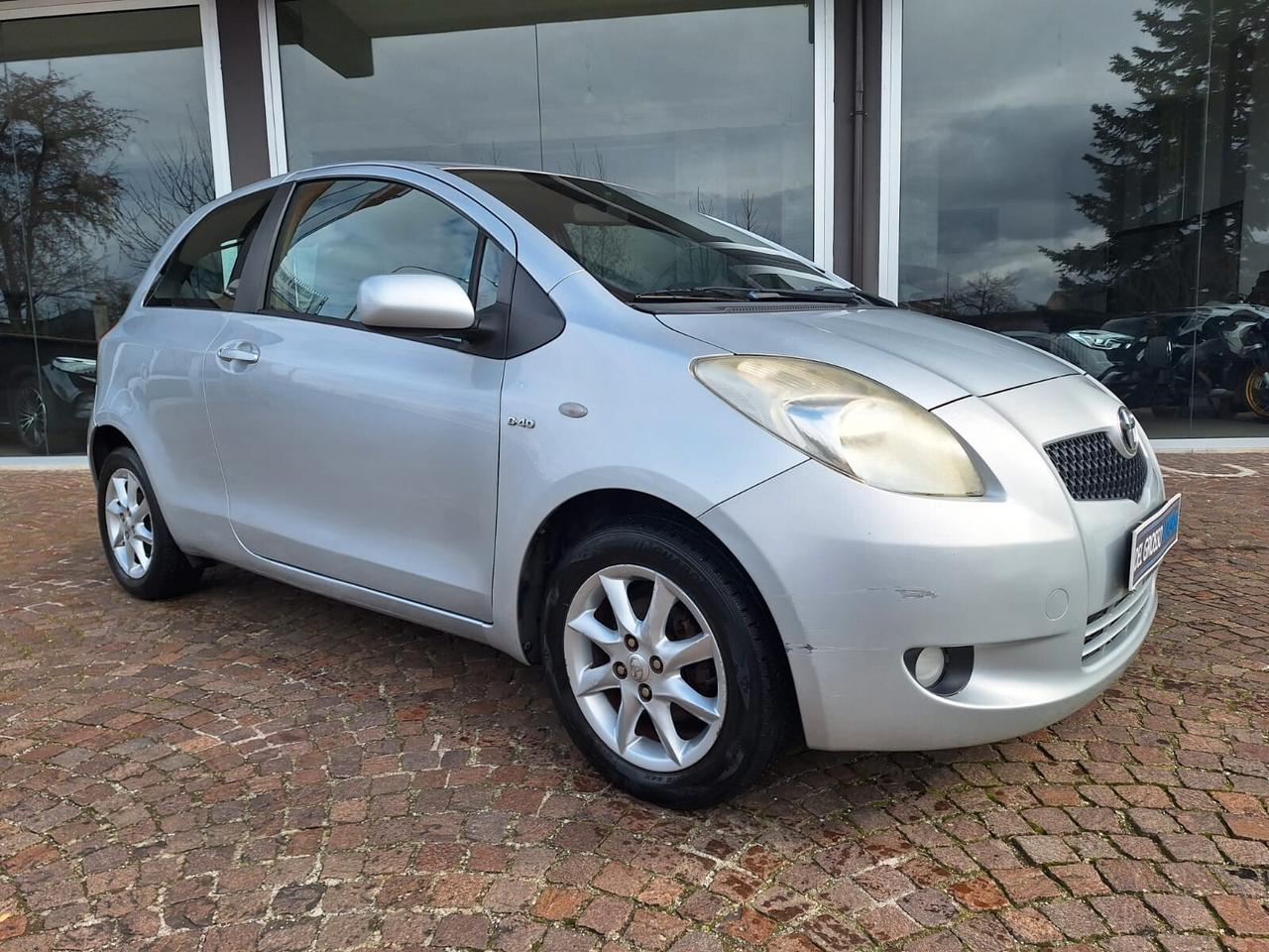 Toyota Yaris 1.4 D-4D 3 porte