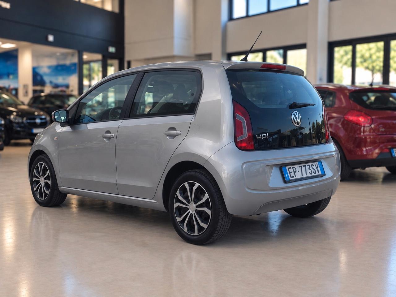 Volkswagen up! MOVE